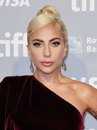 Conheça a suíte milionária onde Lady Gaga se isola antes de show histórico