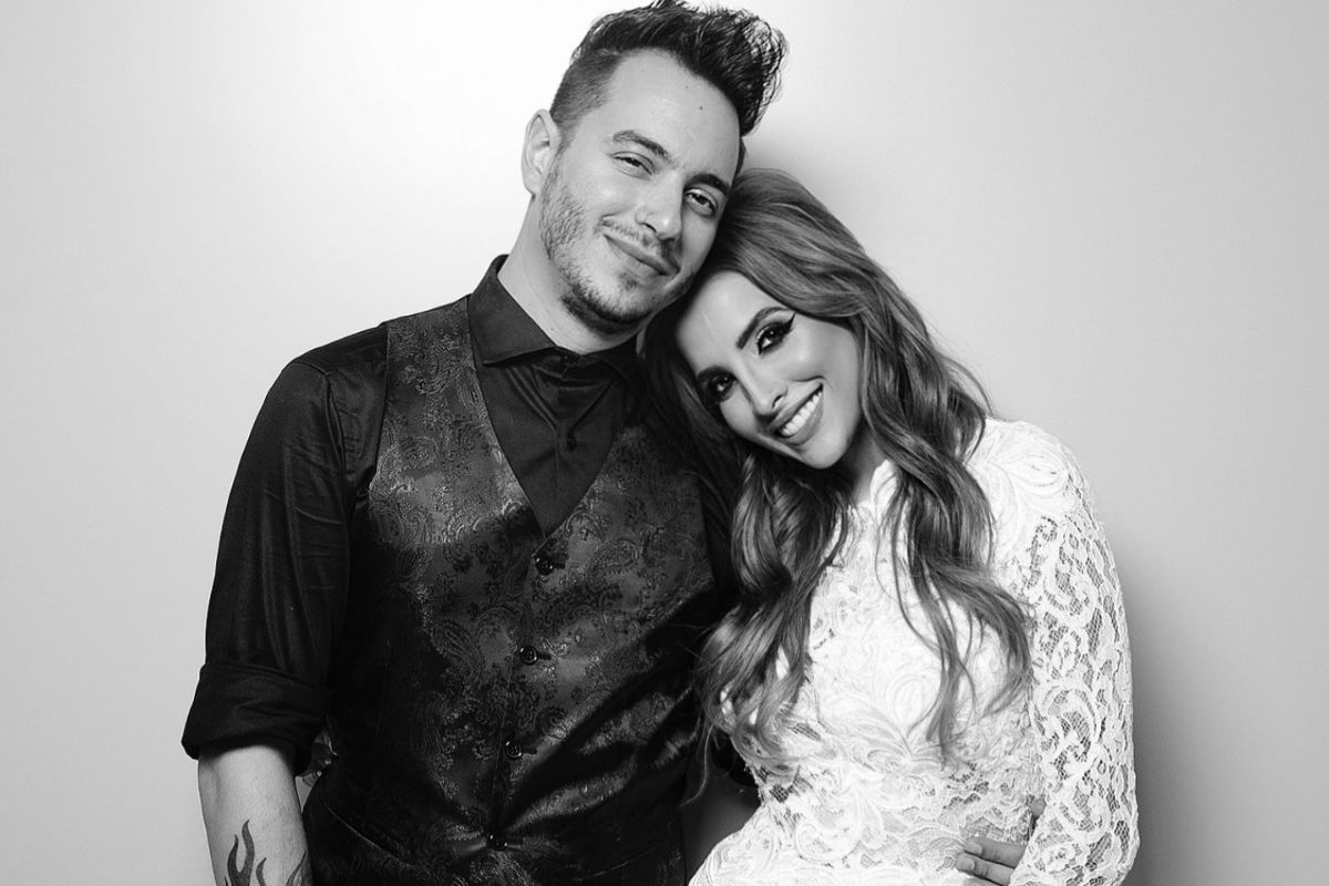 Clara Aguilar anuncia fim do casamento de 9 anos