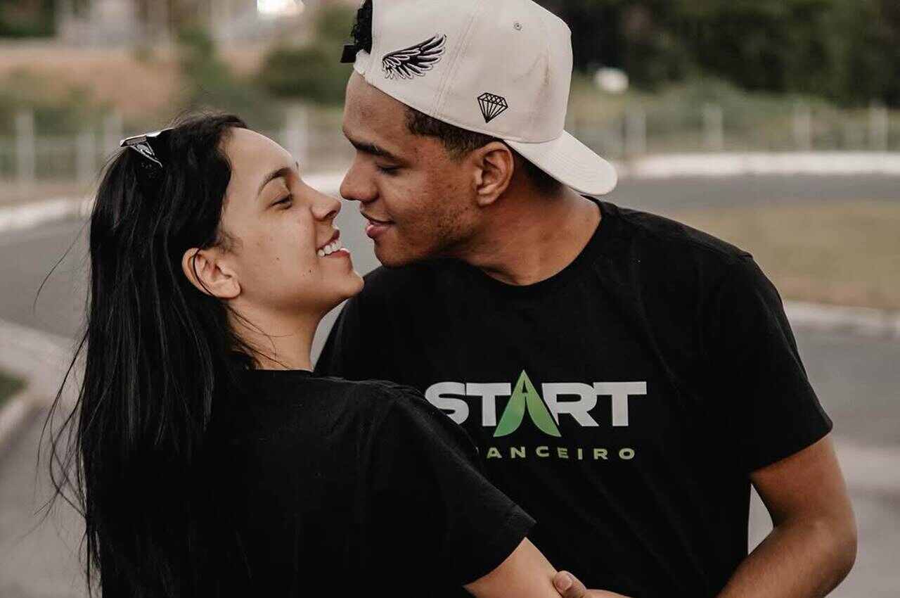 Vitória Souza e esposo se acidentam durante momento íntimo