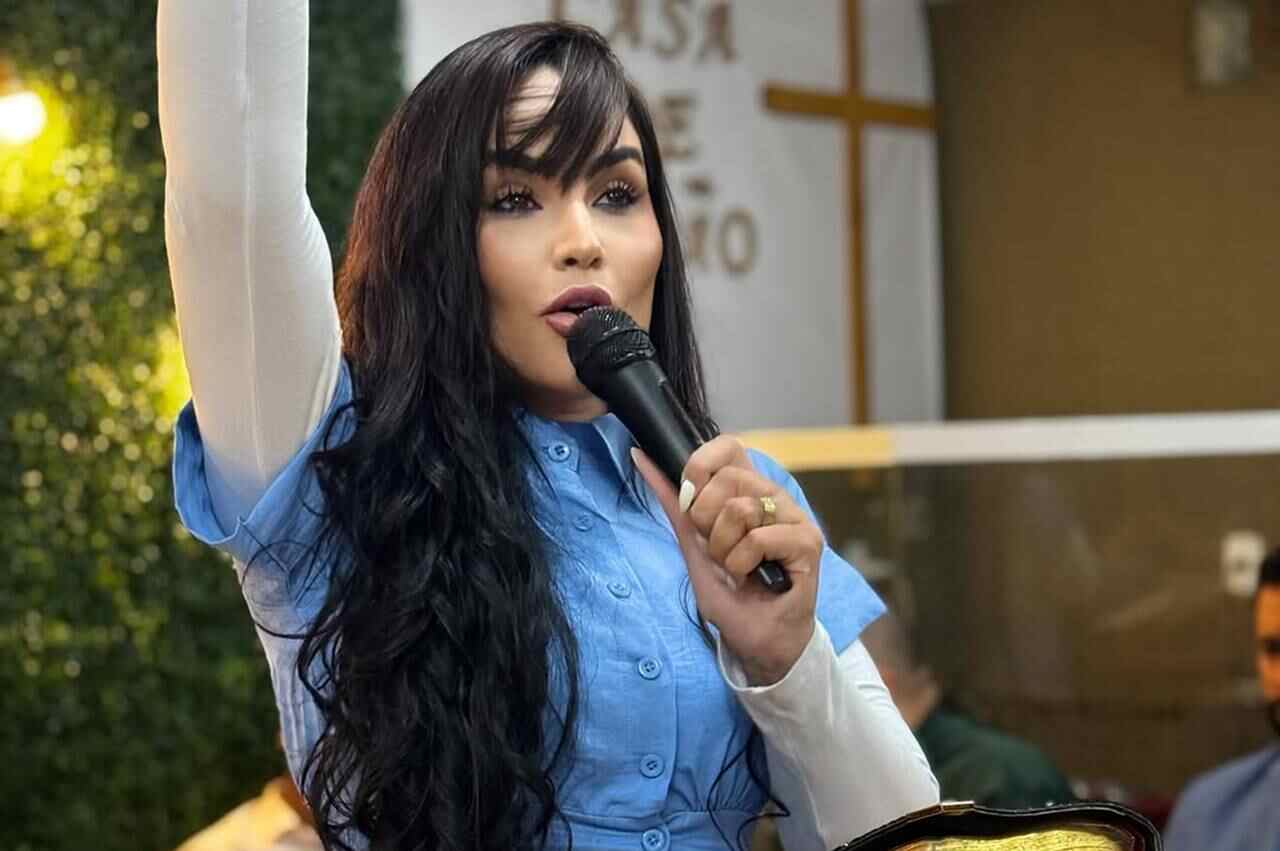 Trajetória instável de Perlla no meio gospel intriga internautas