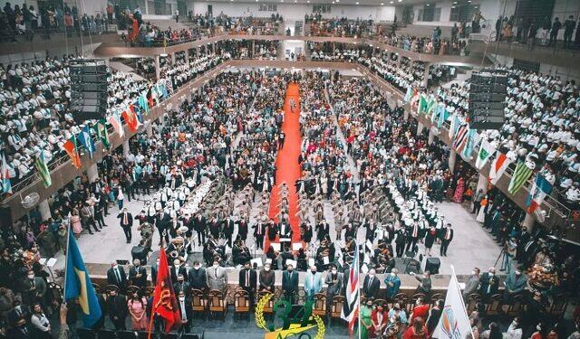 Evangélicos serão maior grupo religioso até 2030: “Pode chegar a 70 milhões”