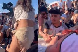 Fäs de Lady Gaga brigam por um lugar nas areias de Copacabana para o show da cantora coisa de louco