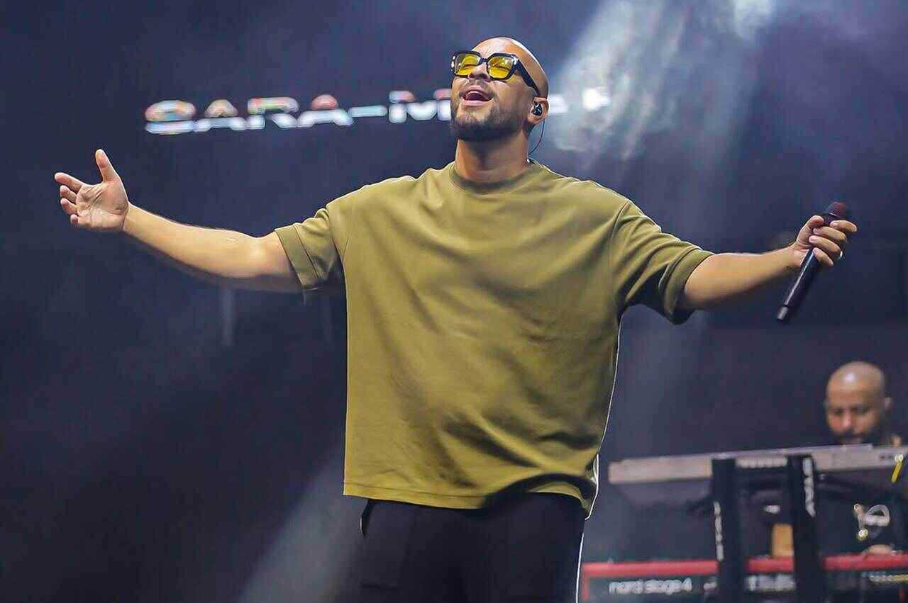 T0M CARFI decide não cobrar cachê para cantar em igrejas carentes verdadeiro servo de DEUS