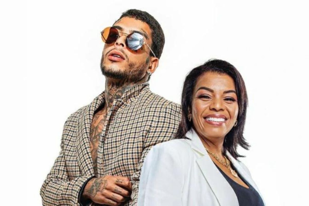 Mãe de MC Kevin faz apelo após assalto