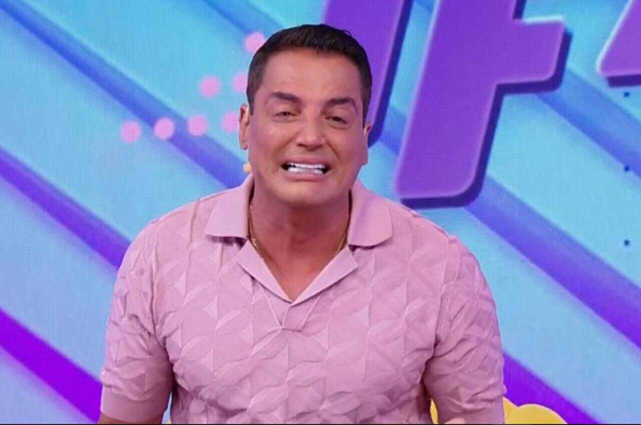 Aos prantos, Léo Dias surpreende ao admitir que a homossexualidade é pecado